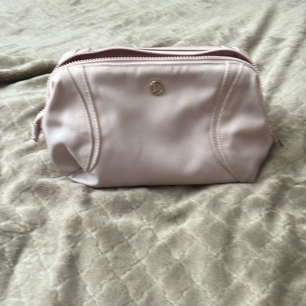 Lulu make up bag